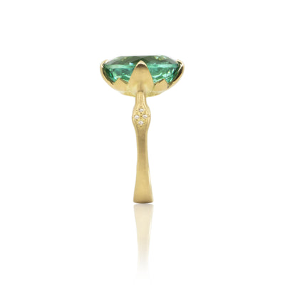 Large Oval Rosebud