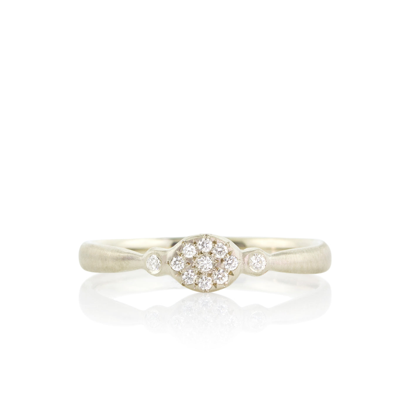 OVAL FLORET CHARM RING