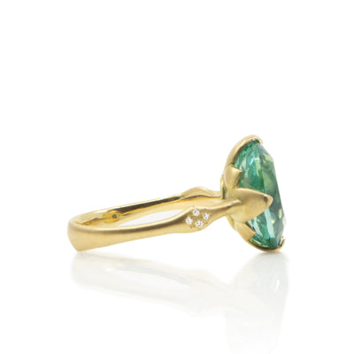 Large Oval Rosebud