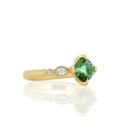 Oval & Round Rosebud Solitaire