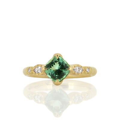 Oval & Round Rosebud Solitaire