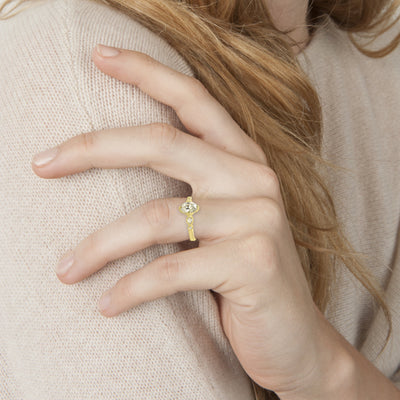 Diamond Oval & Round Rosebud