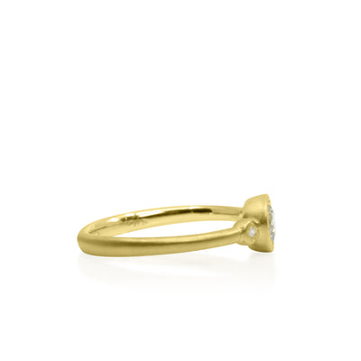 Etched Round Ring with Champagne Diamond