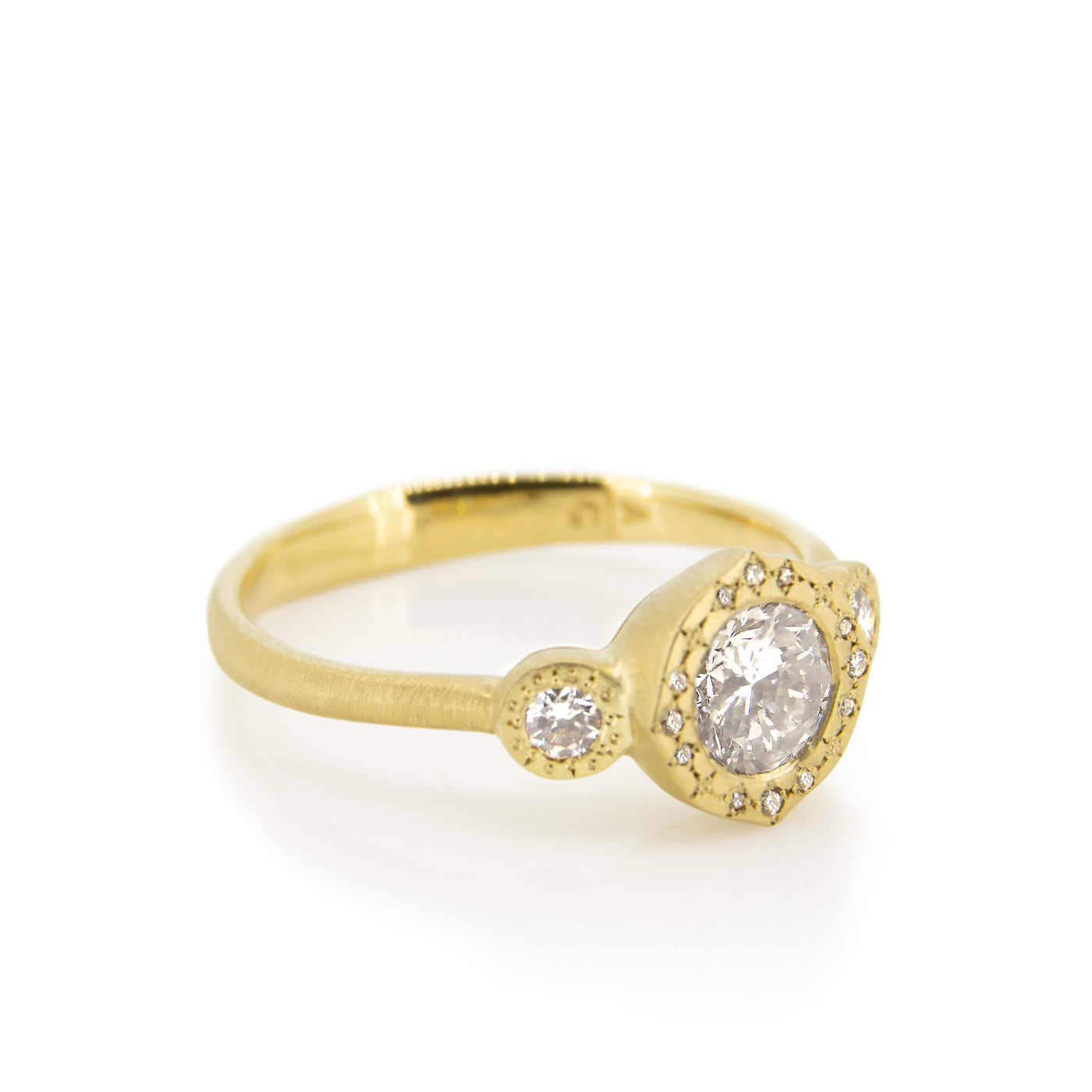 Horizon Three Stone Ring
