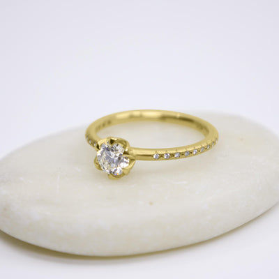 Honey Comb Diamond Ring