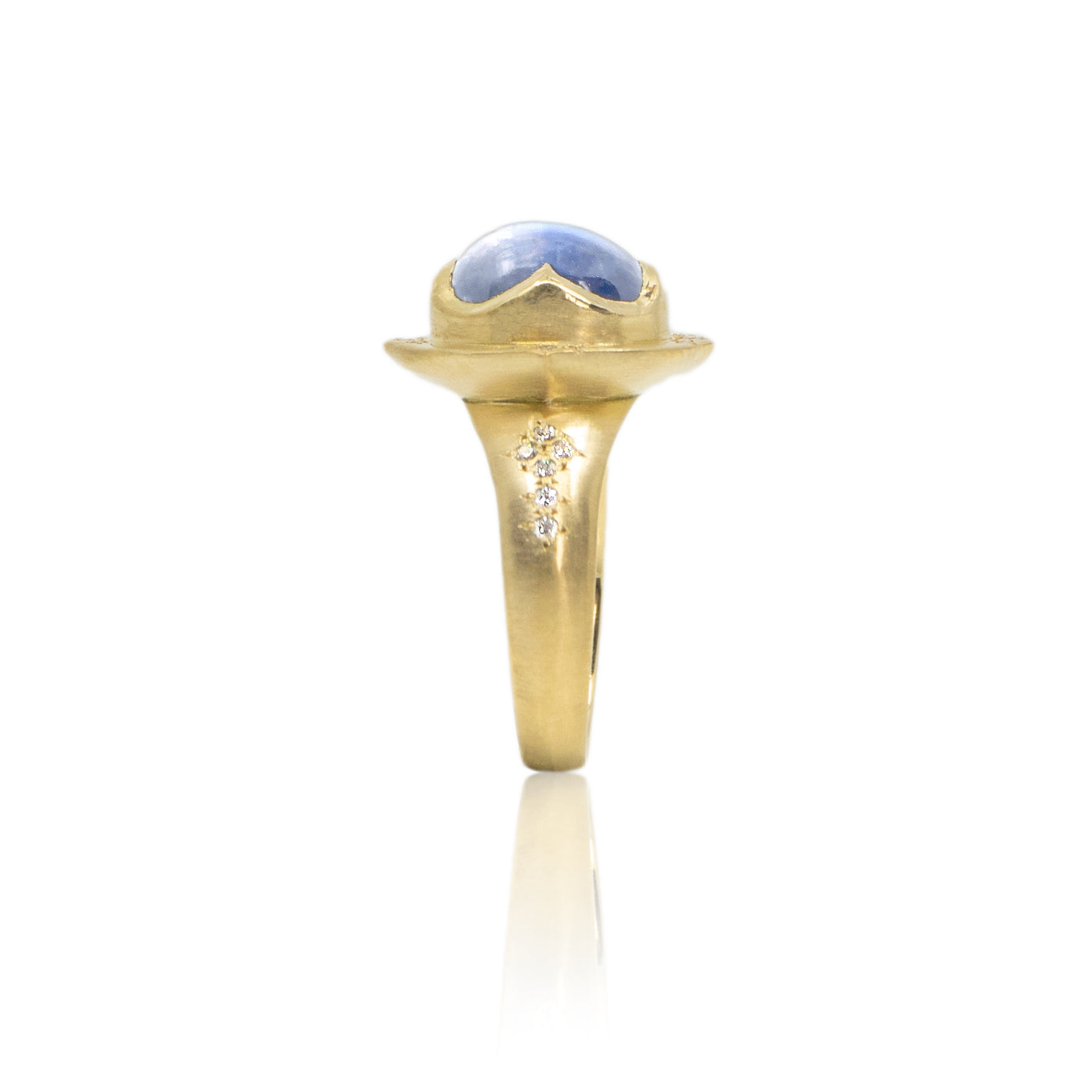 Scallop Prong Moonstone Ring