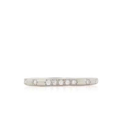 Rounded Thin Band in Platinum