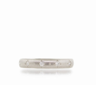 Stepping Stone Band in Platinum