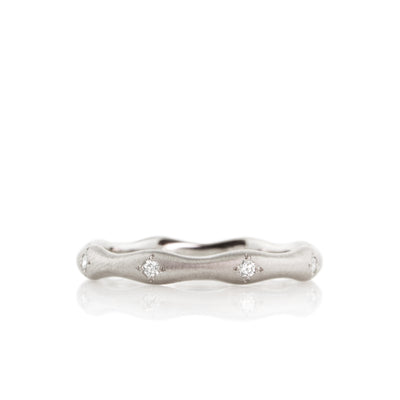 Wavy Stepping Stone Band in Platinum