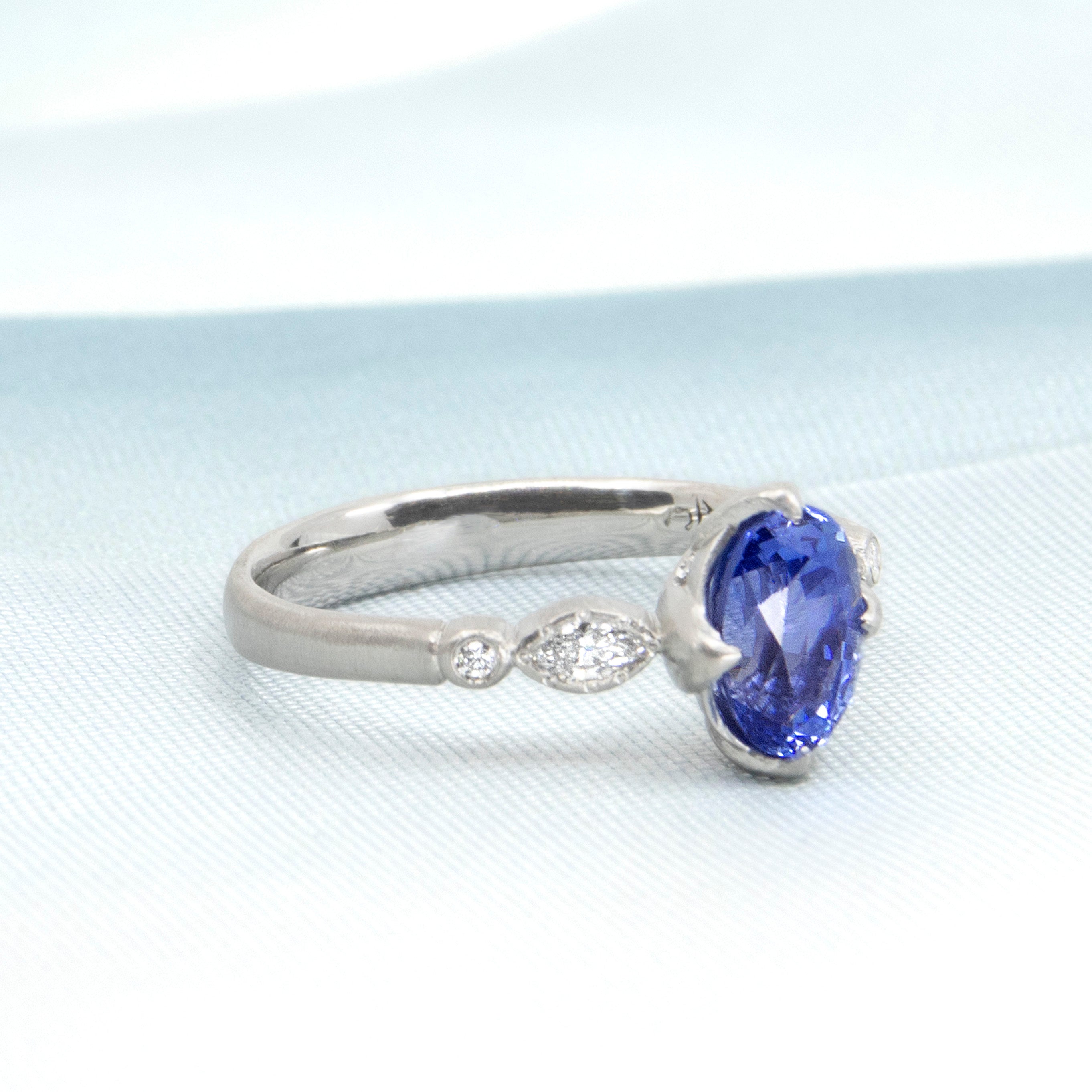 Blue Sapphire Oval & Round Rosebud